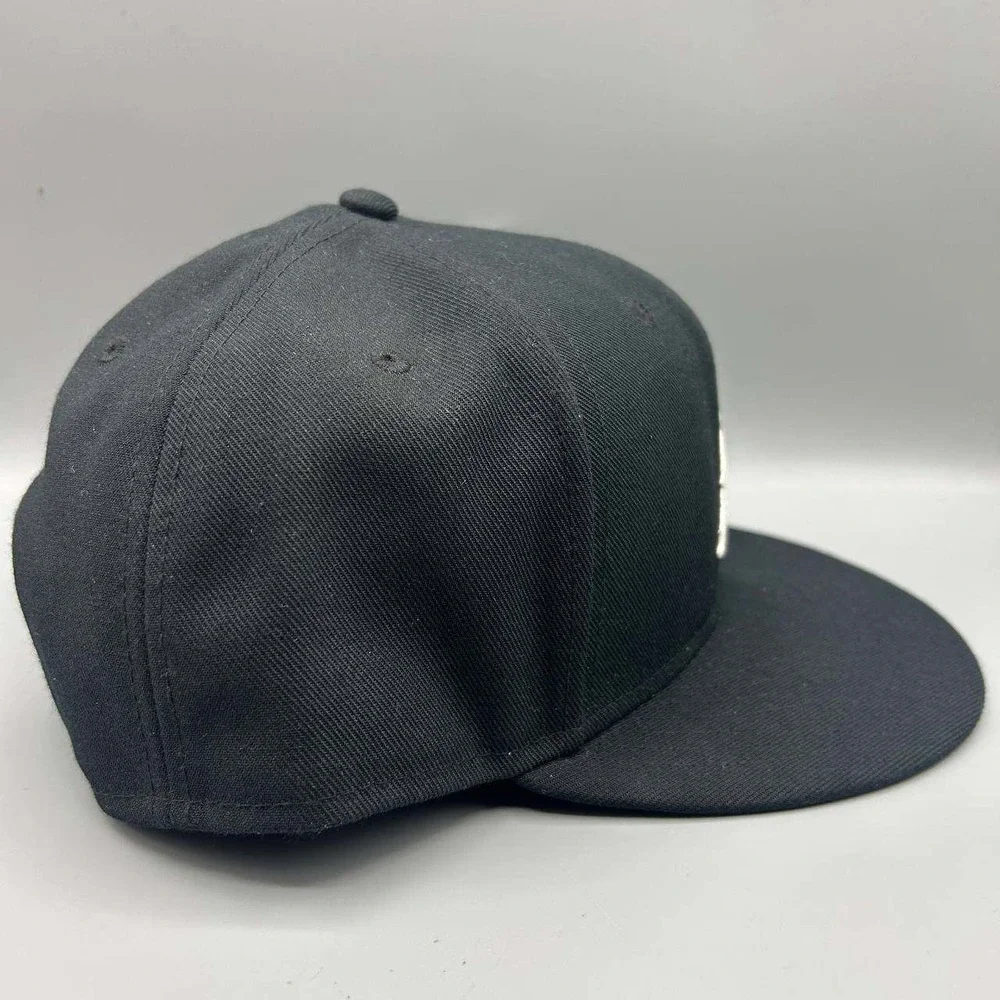 Air Jordan Pro Hat‎ Men Medium-Large Black Jumpman Snap Back Cap M-L